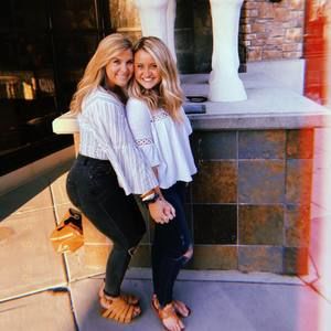 Meet your Posher, Evee